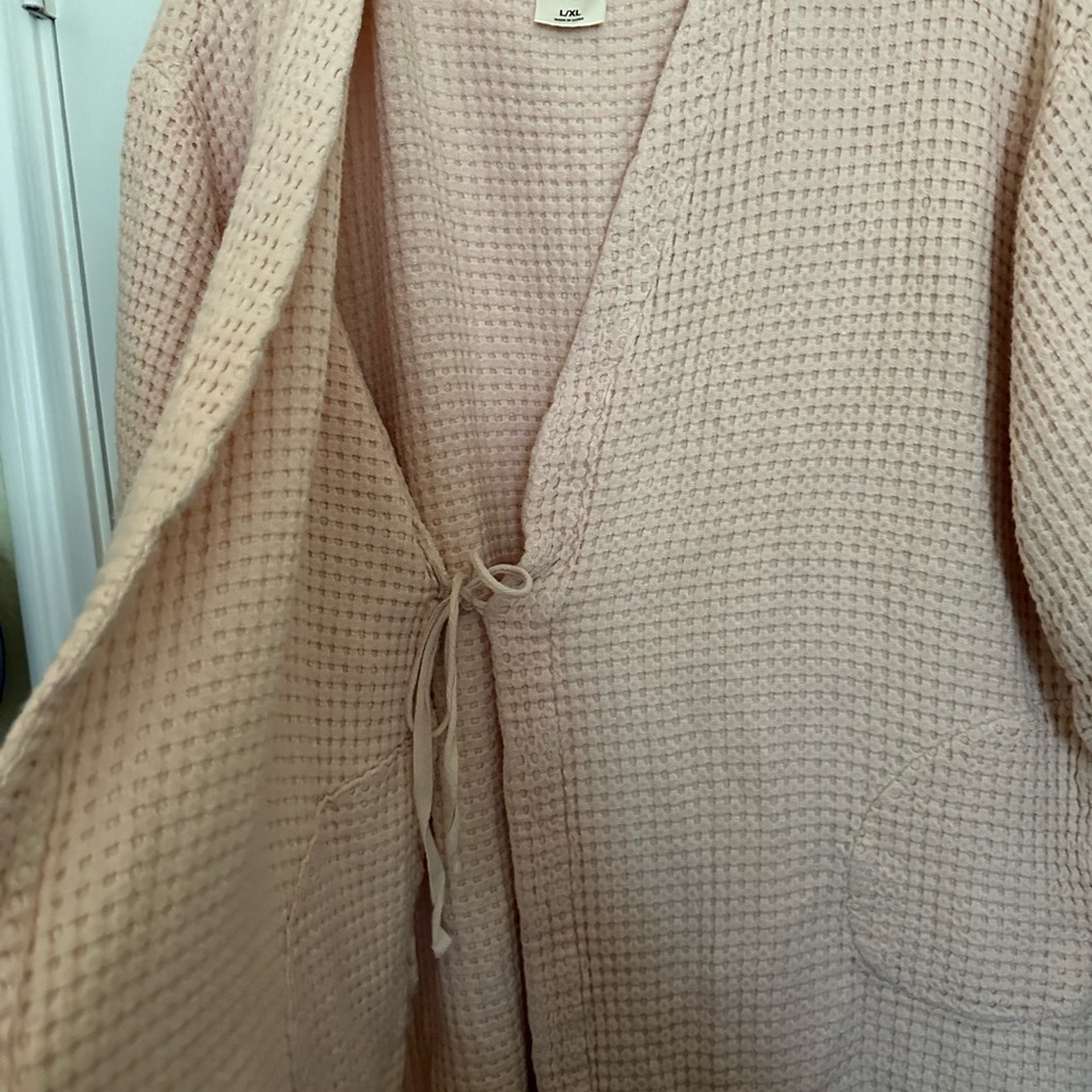 Soma Robe Women's Pink L/XL Wrap Pockets Short Knit Waffle (Missing Belt) - Picture 3 of 5
